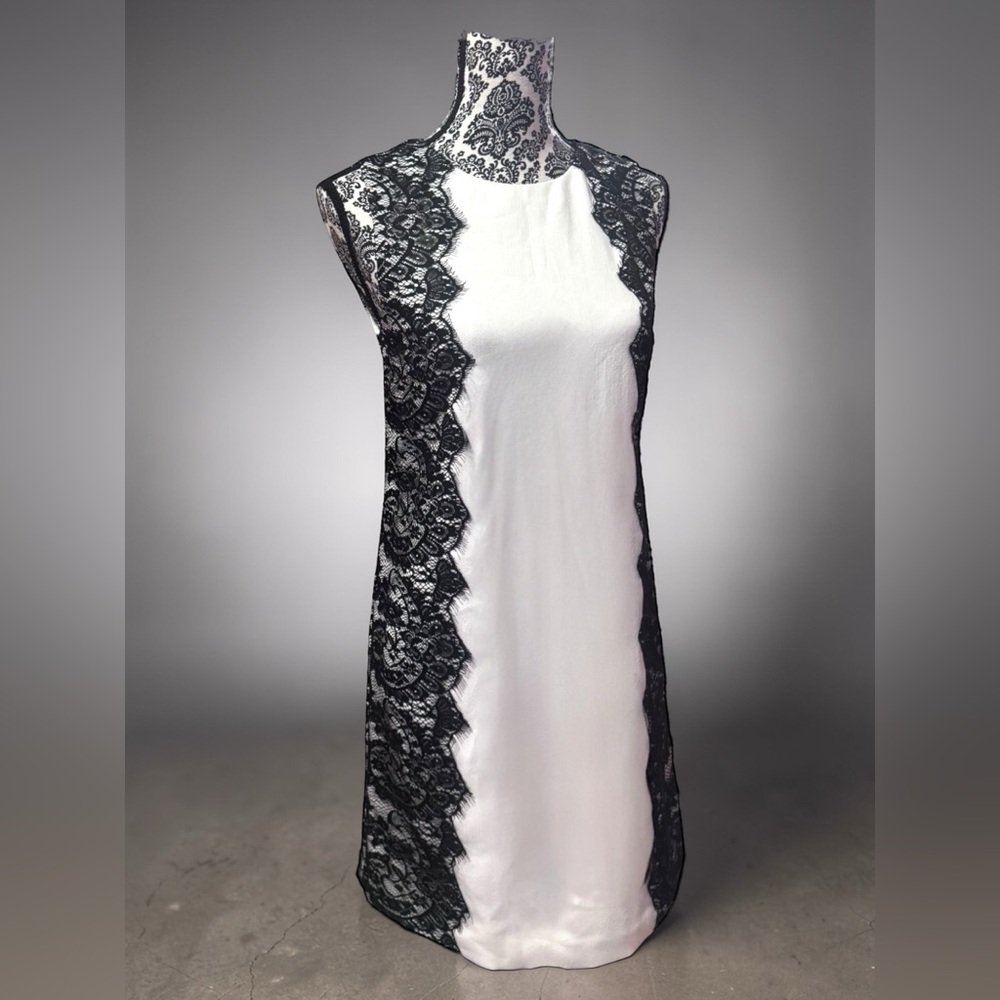 Trina Turk Saba Ivory Black Lace Overlay Panels Sheath Dress. Size 2. EUC. - Picture 4 of 16